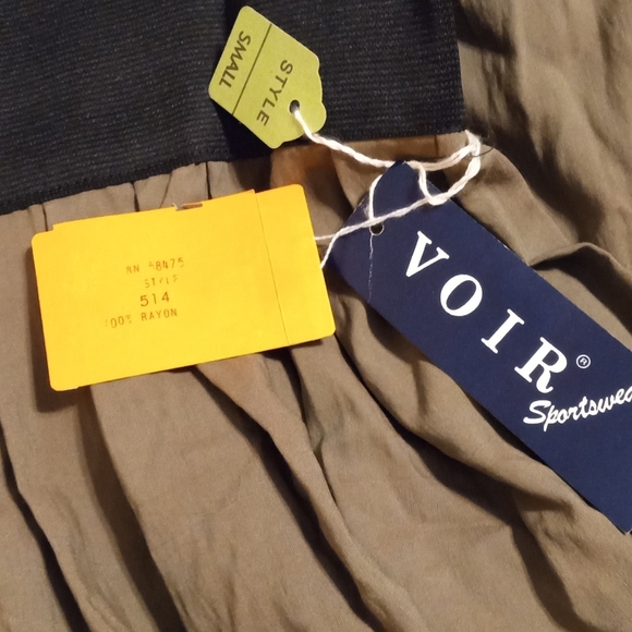 💥 Vintage Voir Sportswear Skirt - Picture 2 of 3